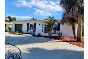 401 SUNNYSIDE DRIVE, VENICE, FL 34293 - MLS#MFRA4687517