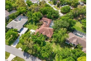 3240 WALTER TRAVIS DRIVE, SARASOTA, FL 34240 - MLS#MFRA4687576