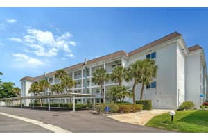 605 SUTTON PLACE, LONGBOAT KEY, FL 34228 - MLS#MFRA4687586