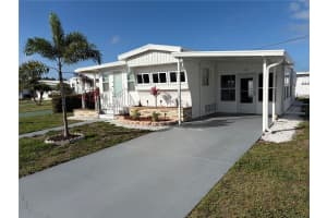 5001 OAKLAND HILLS AVENUE, SARASOTA, FL 34234 - MLS#MFRA4687593