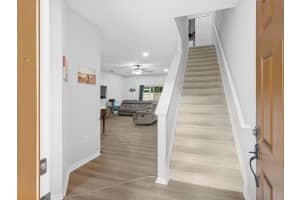 3831 PARKRIDGE CIRCLE, SARASOTA, FL 34243 - MLS#MFRA4687612