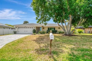 5410 CREEPING HAMMOCK DRIVE, SARASOTA, FL 34231 - MLS#MFRA4687661
