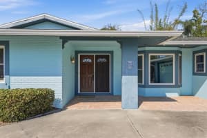 6538 BLUEWATER AVENUE, SARASOTA, FL 34231 - MLS#MFRA4687723