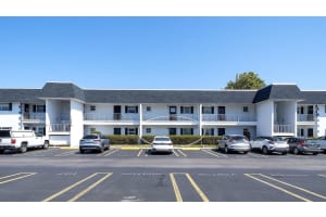 305 47TH AVENUE DRIVE, BRADENTON, FL 34207 - MLS#MFRA4687725