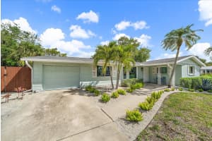 2431 BISPHAM ROAD, SARASOTA, FL 34231 - MLS#MFRA4687726