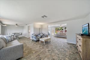 2431 BISPHAM ROAD, SARASOTA, FL 34231 - MLS#MFRA4687726