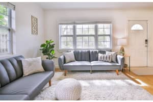 2181 HYDE PARK STREET, SARASOTA, FL 34239 - MLS#MFRA4687745