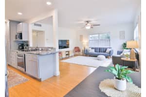 2181 HYDE PARK STREET, SARASOTA, FL 34239 - MLS#MFRA4687745