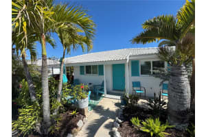 718 Spanish Dr N, LONGBOAT KEY