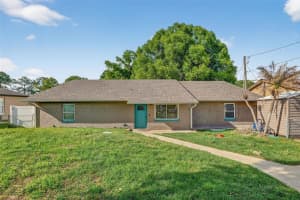 829 SHIRLEY ANN TRAIL, LAKELAND, FL 33809 - MLS#MFRA4687786