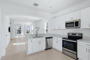 6135 FAIRMONT LANE, PALMETTO, FL 34221 - MLS#MFRA4687790