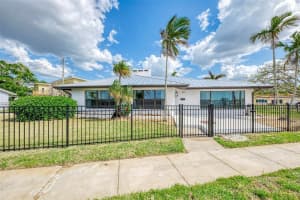 1822 RIVERSIDE DRIVE, BRADENTON, FL 34208 - MLS#MFRA4687798
