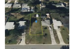 2701 27TH AVE AVENUE, ST PETERSBURG, FL 33713 - MLS#MFRA4687805