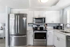 6154 MIDNIGHT PASS ROAD, SARASOTA, FL 34242 - MLS#MFRA4687809