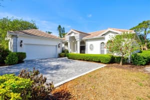 7857 WILTON CRESCENT CIRCLE, UNIVERSITY PARK, FL 34201 - MLS#MFRA4687834