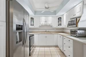 5130 BRITTANY DRIVE, ST PETERSBURG, FL 33715 - MLS#MFRA4687843