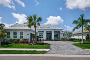 8331 REDONDA LOOP, BRADENTON, FL 34202 - MLS#MFRA4687844