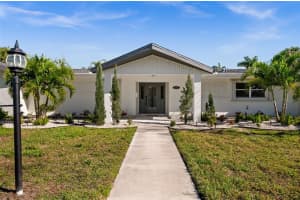 625 OLYMPIA AVENUE, PUNTA GORDA, FL 33950 - MLS#MFRA4687849