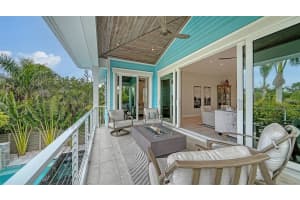 5930 BRIARWOOD AVENUE, SARASOTA, FL 34231 - MLS#MFRA4687860