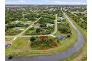 SAWYER CIR, NORTH PORT, FL 34288 - MLS#MFRA4687880