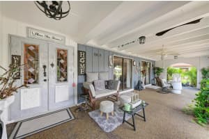 7236 LAS CASAS DR, SARASOTA, FL 34243 - MLS#MFRA4687900