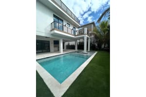 671 AVENIDA DEL NORTE, SARASOTA, FL 34242 - MLS#MFRA4687911