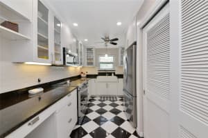 6220 29TH AVENUE, BRADENTON, FL 34209 - MLS#MFRA4687999