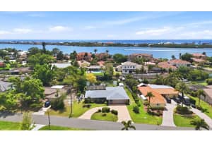 353 SHORE DRIVE, OSPREY, FL 34229 - MLS#MFRA4688006