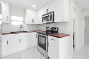 130 VIRGINIA COURT, ENGLEWOOD, FL 34223 - MLS#MFRA4688022