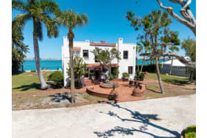 679 NORSOTA WAY, SARASOTA, FL 34242 - MLS#MFRA4688044