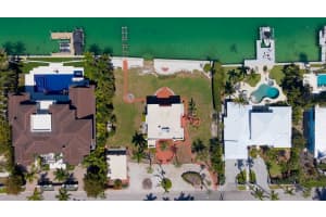 679 NORSOTA WAY, SARASOTA, FL 34242 - MLS#MFRA4688044