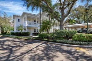 3604 54th Dr W #204, BRADENTON