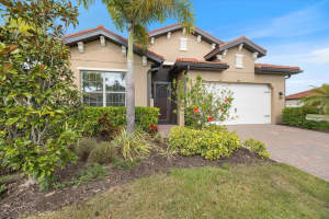 520 MARAVIYA BOULEVARD, NOKOMIS, FL 34275 - MLS#MFRA4688049