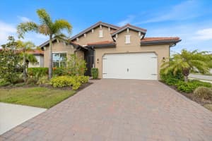 520 MARAVIYA BOULEVARD, NOKOMIS, FL 34275 - MLS#MFRA4688049