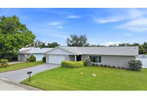 2205 71ST STREET, BRADENTON, FL 34209 - MLS#MFRA4688067