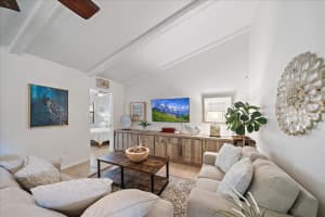 3246 MAIDEN LANE, SARASOTA, FL 34231 - MLS#MFRA4688107