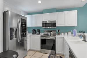 3803 54TH DRIVE, BRADENTON, FL 34210 - MLS#MFRA4688112