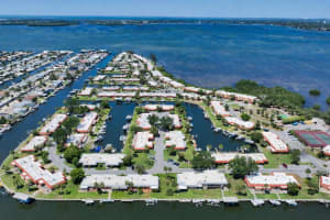 9538 AZURE COVE, BRADENTON, FL 34210 - MLS#MFRA4688125