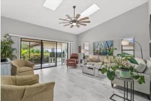 3862 WILSHIRE CIRCLE, SARASOTA, FL 34238 - MLS#MFRA4688140