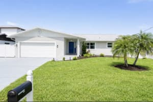 4219 2nd Ave Ne Bradenton, FL 34208 - Off Market