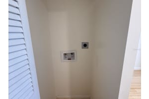 3987 MACEACHEN BOULEVARD, SARASOTA, FL 34233 - MLS#MFRA4688227