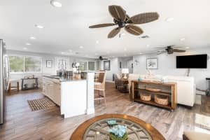 3811 101ST STREET, BRADENTON, FL 34210 - MLS#MFRA4688264