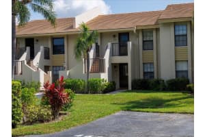 4440 Weybridge #4440, SARASOTA