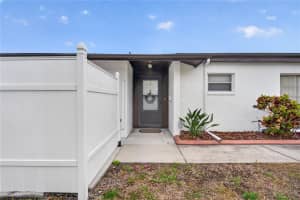 3501 VILLAGE COURT, SARASOTA, FL 34231 - MLS#MFRA4688282