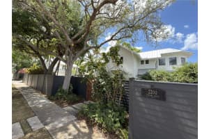 2200 MIETAW DRIVE, SARASOTA, FL 34239 - MLS#MFRA4688295