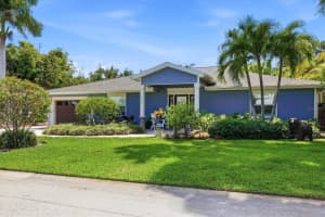 1880 Loma Linda St, SARASOTA