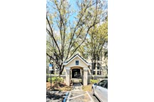 5174 Northridge Rd #102, SARASOTA