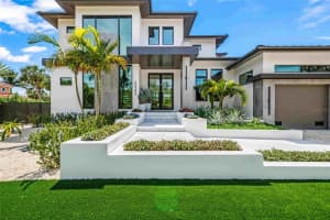 7233 PINE NEEDLE ROAD, SARASOTA, FL 34242 - MLS#MFRA4688394