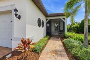 7017 HANOVER COURT, BRADENTON, FL 34202 - MLS#MFRA4688416
