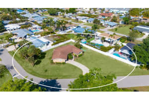 6620 AVENUE C, SARASOTA, FL 34231 - MLS#MFRA4688501